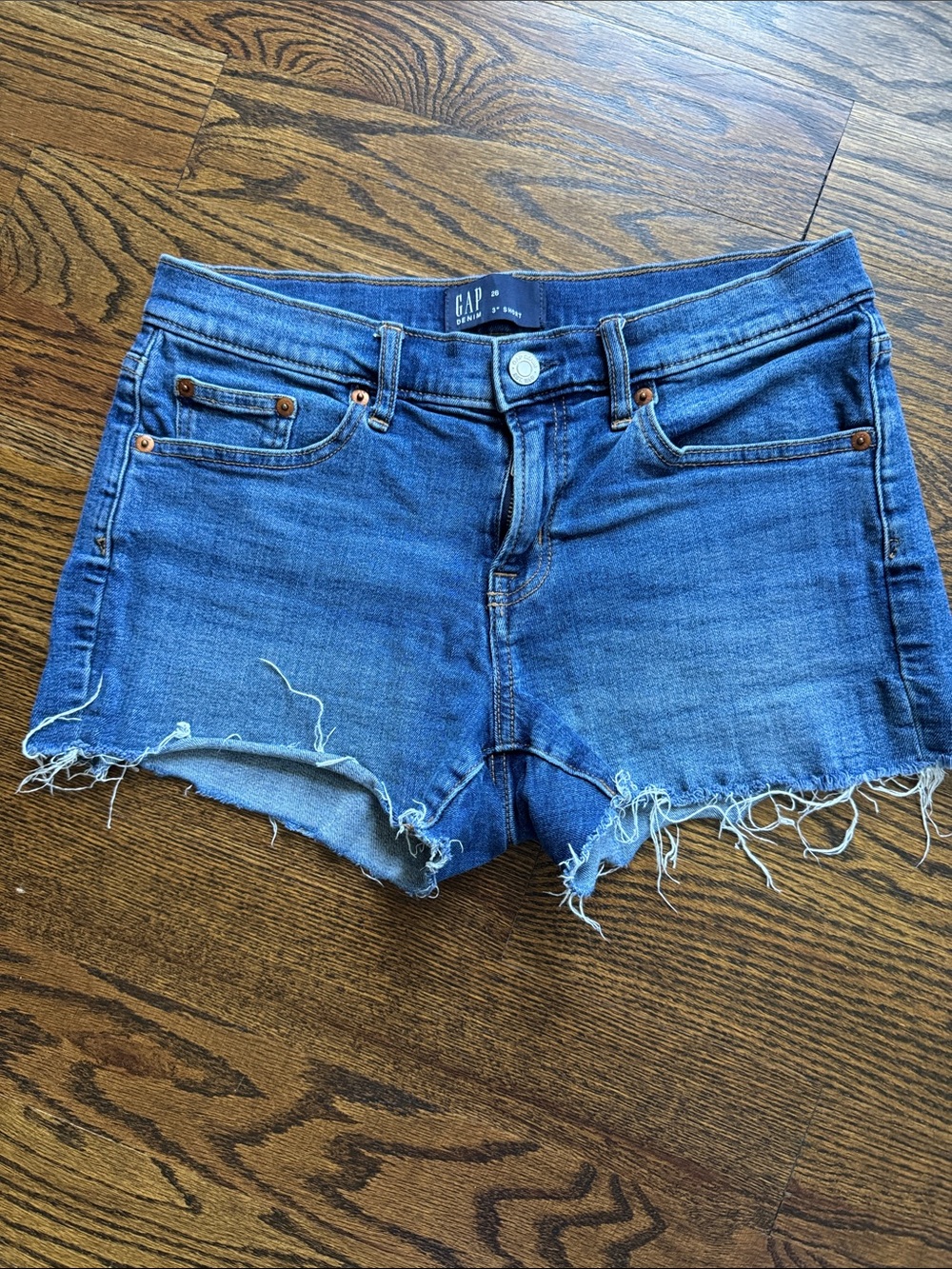 GAP Blue Denim Frayed Hem Jean Shorts 3”